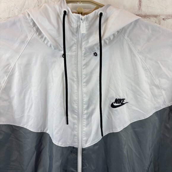 Nike Men's 2XL White Gray Sportswear Windrunner Lightweight Windbreaker Jacket - Picture 8 of 12